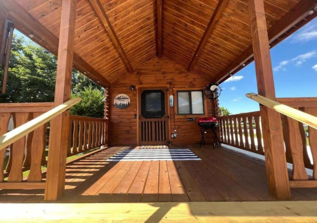 Picturesque Family Cabin With Loft In Tennessee 세비어빌 외부 사진