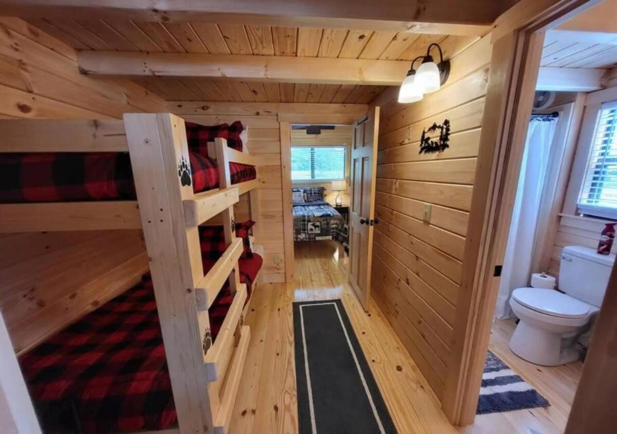 Picturesque Family Cabin With Loft In Tennessee 세비어빌 외부 사진