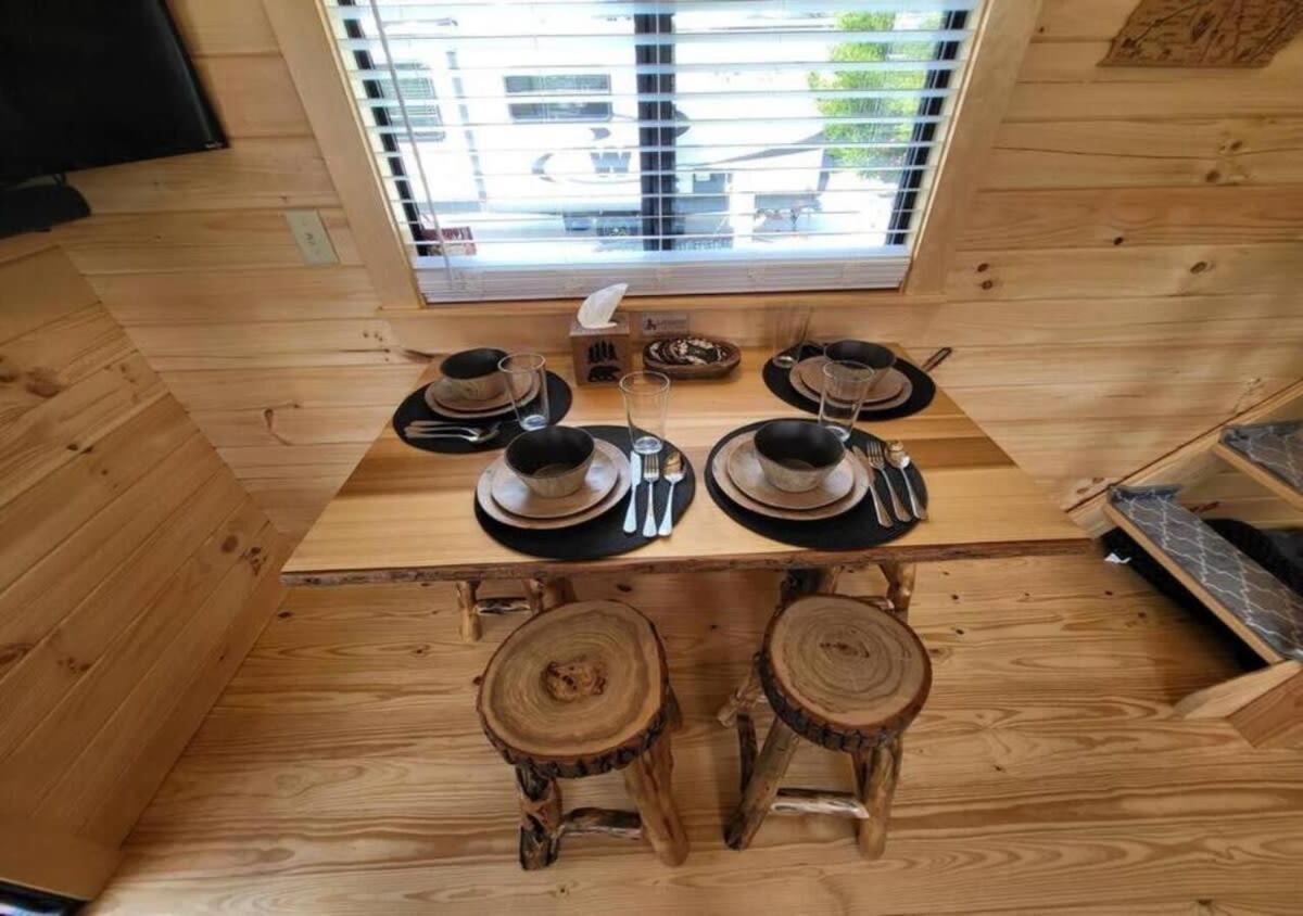 Picturesque Family Cabin With Loft In Tennessee 세비어빌 외부 사진