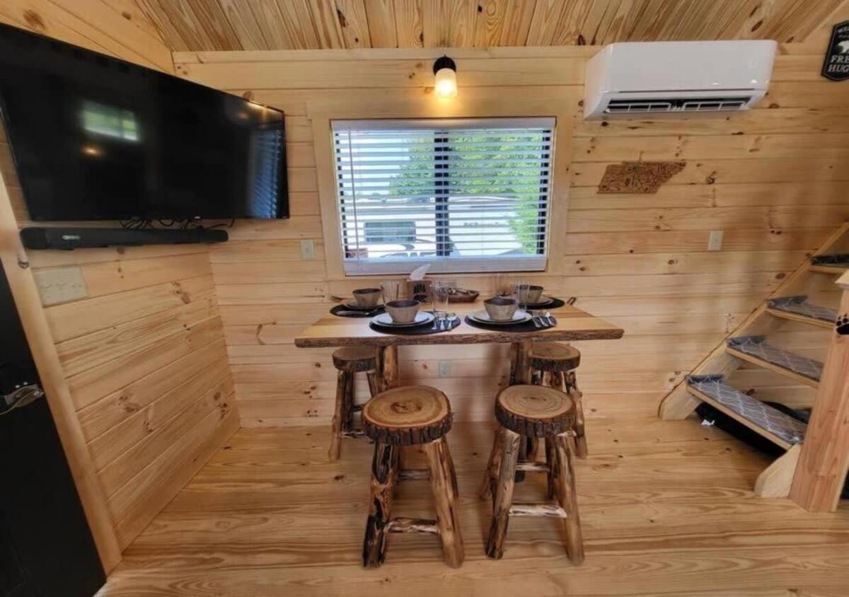 Picturesque Family Cabin With Loft In Tennessee 세비어빌 외부 사진