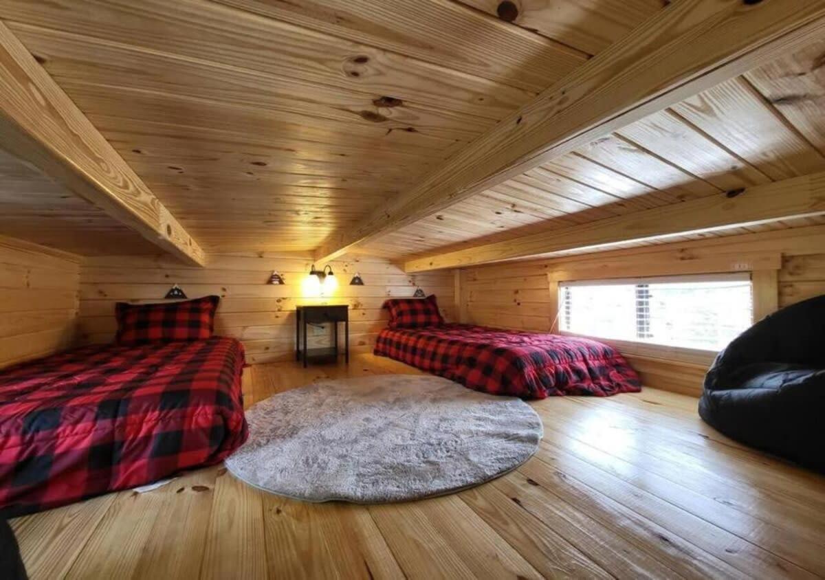 Picturesque Family Cabin With Loft In Tennessee 세비어빌 외부 사진