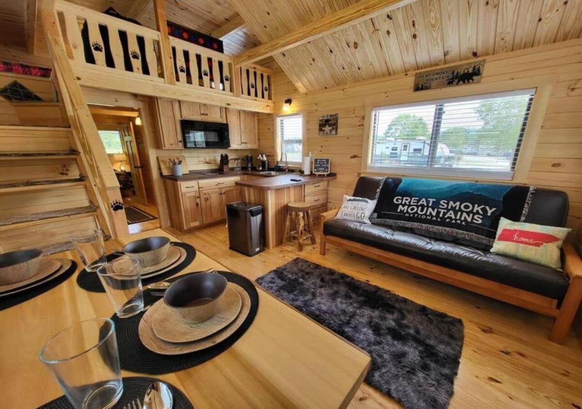 Picturesque Family Cabin With Loft In Tennessee 세비어빌 외부 사진