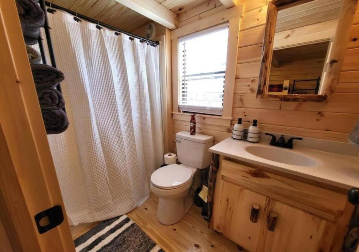 Picturesque Family Cabin With Loft In Tennessee 세비어빌 외부 사진